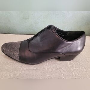 Dolce Vita Black Oxfords Sleek and Stylish